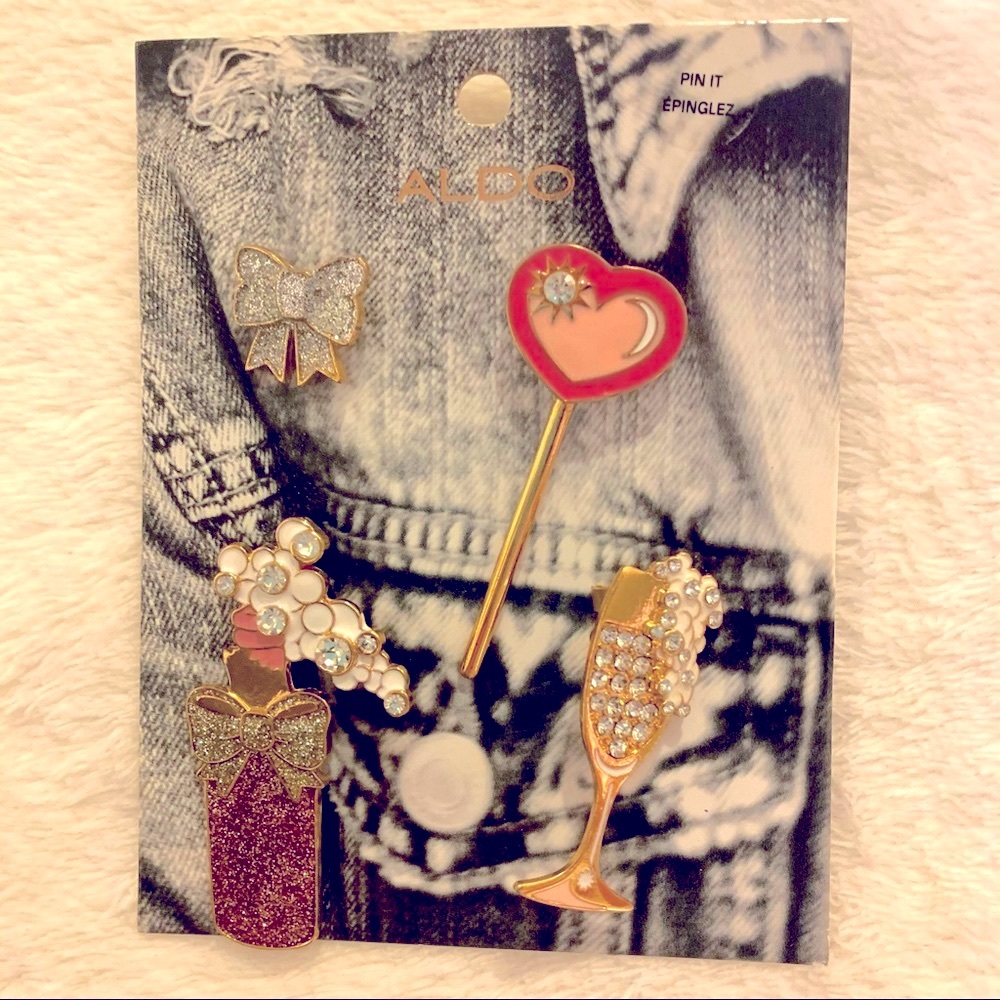 4 unique pins from Aldo